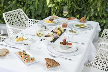 claris hotel barcelona