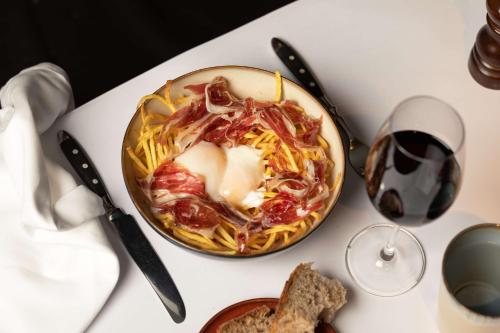 alexandra barcelona hotel curio collection by hilton