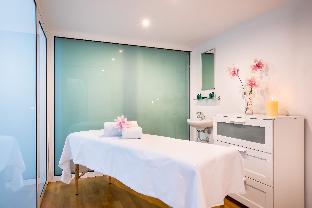 occidental atenea mar adults only