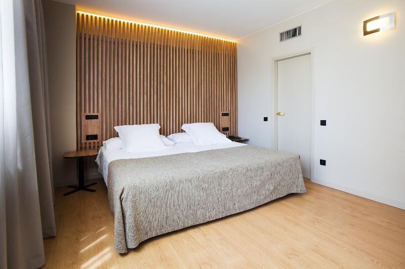 aparthotel atenea