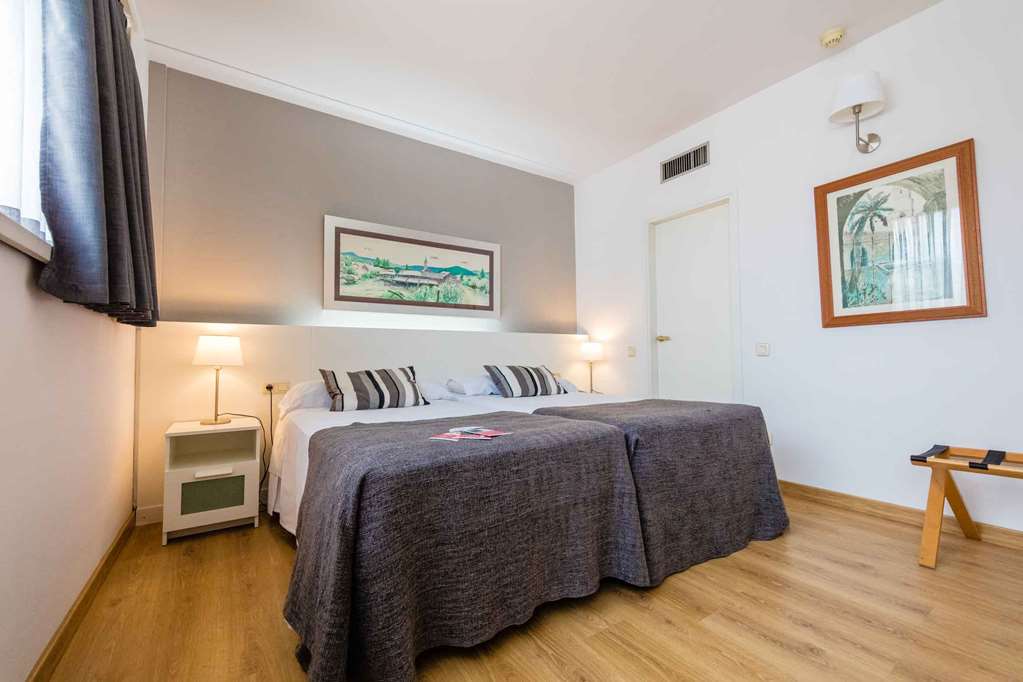 aparthotel atenea
