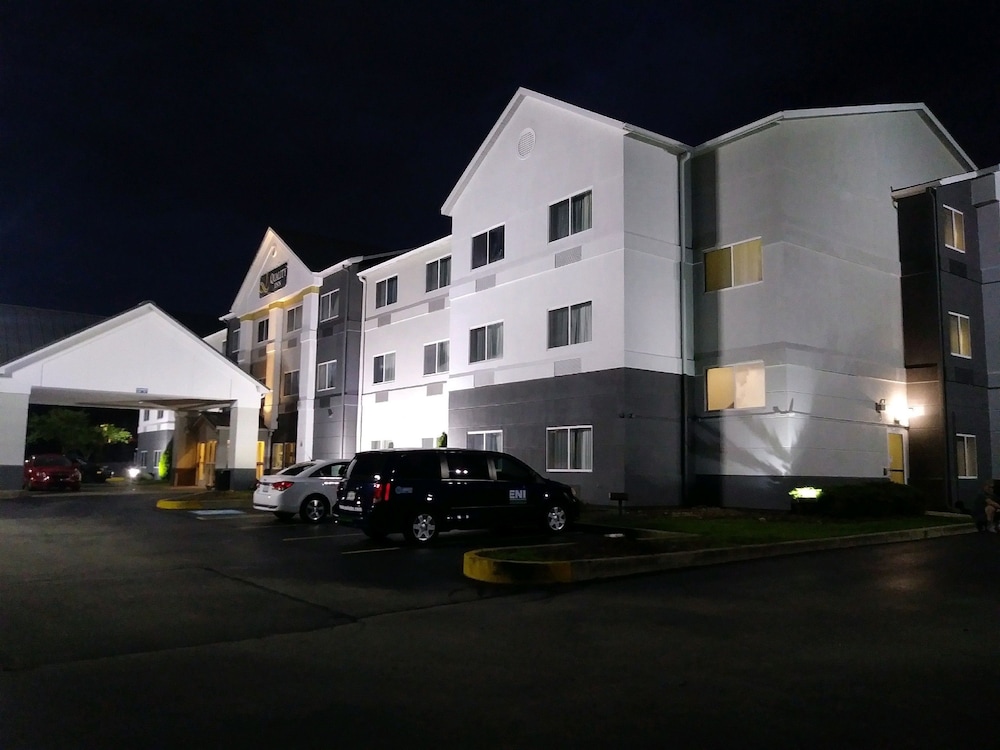 Wingate By Wyndham Uniontown,Fayette County>>Fayette,3 star
