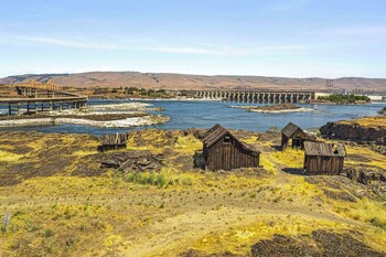 columbia river hotel ascend hotel collection