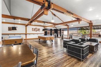 columbia river hotel ascend hotel collection