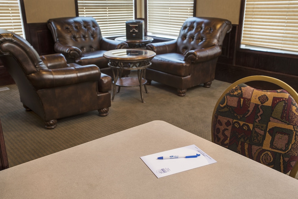 service plus inn and suites grande prairie