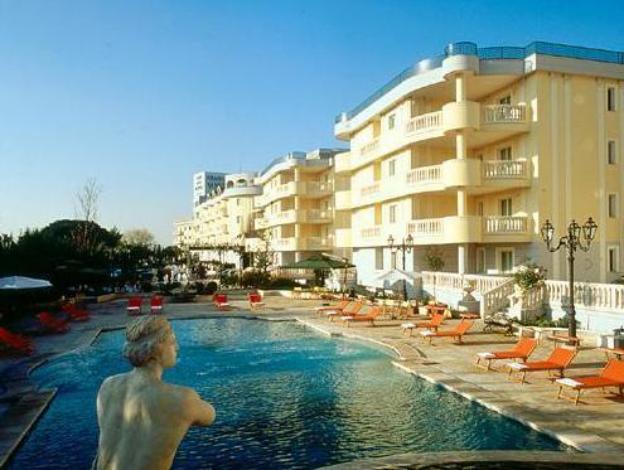 grand hotel vanvitelli