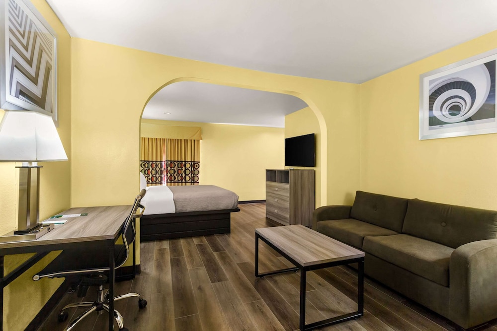 quality inn bay city tx