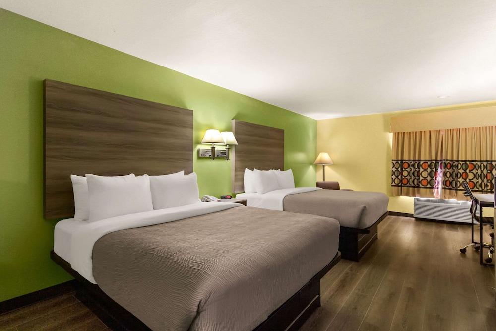quality inn bay city tx