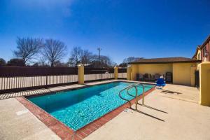 quality inn bay city tx