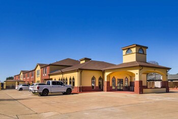 Quality Inn Bay City Tx,Matagorda>>Bay City,3 star