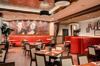 el cortez hotel and casino 21 and over