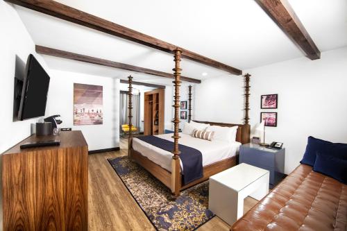 el cortez hotel and casino 21 and over