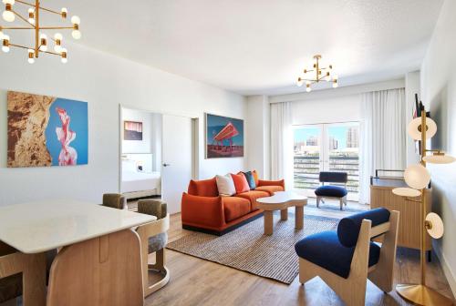 virgin hotels las vegas curio collection by hilton