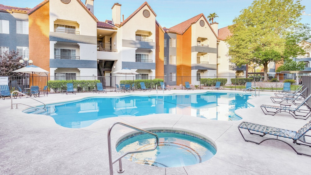 holiday inn club vacations at desert club resort by ihg