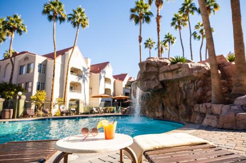 holiday inn club vacations at desert club resort by ihg