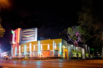 thunderbird hotel