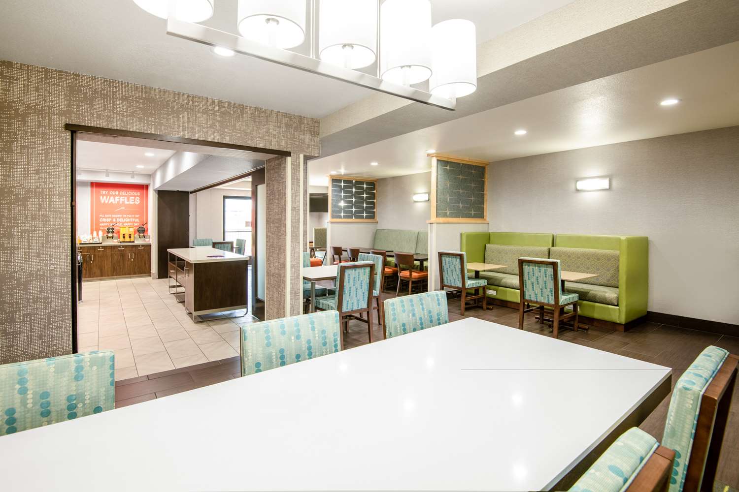hampton inn and suites las vegas henderson