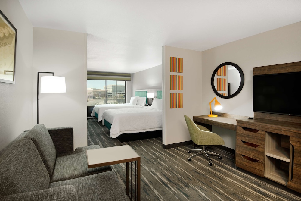 hampton inn and suites las vegas henderson
