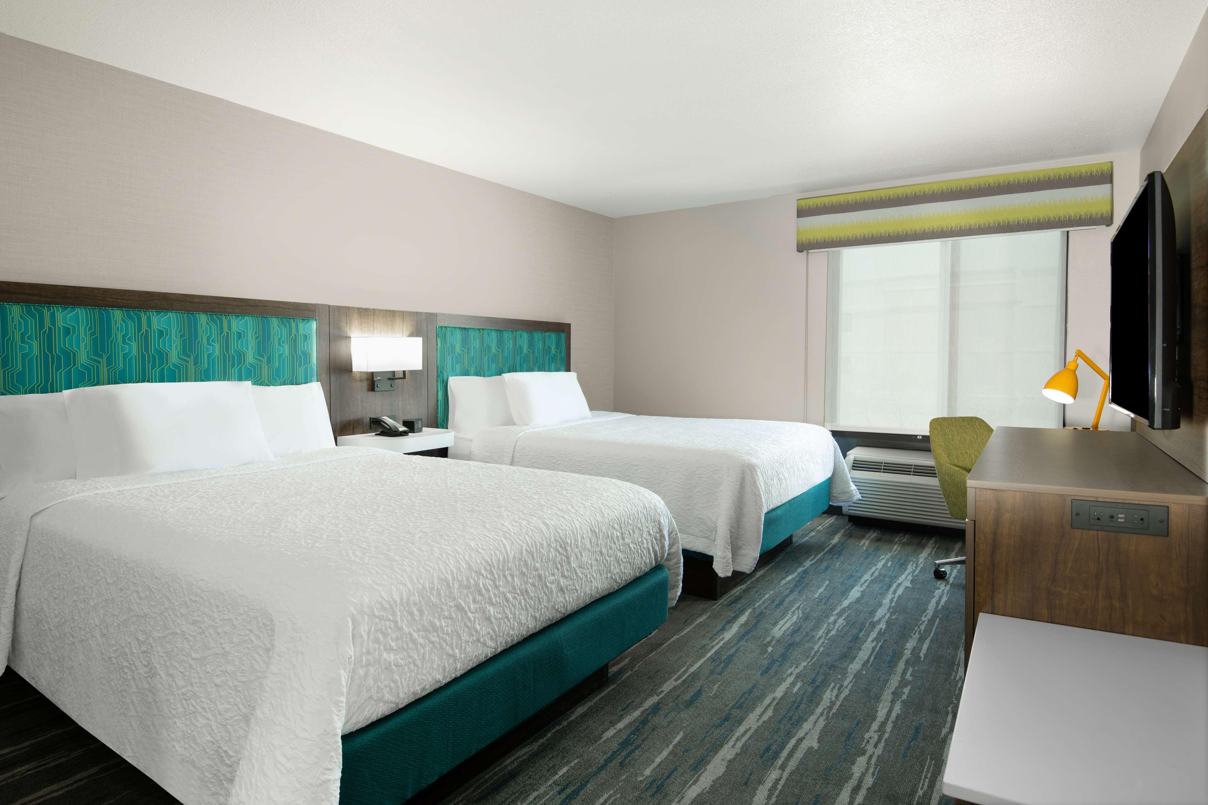 hampton inn and suites las vegas henderson