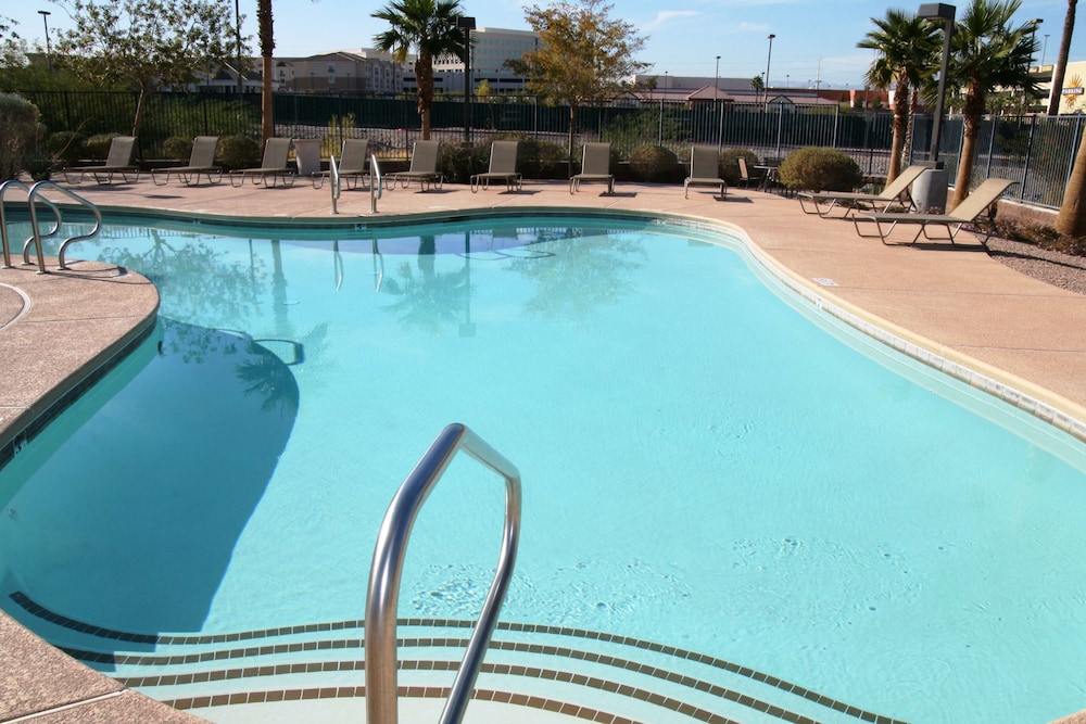 hampton inn and suites las vegas henderson