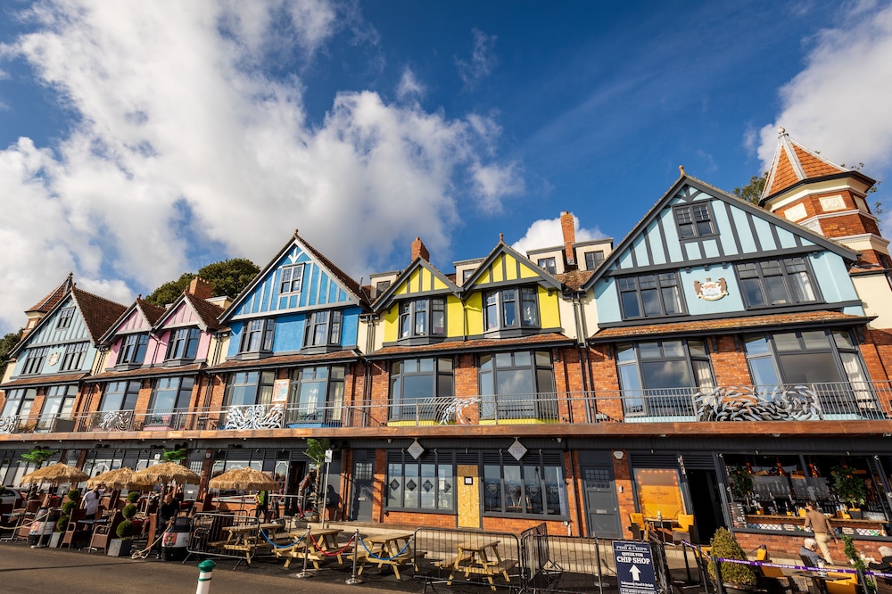 beachcliff hotel and apartments