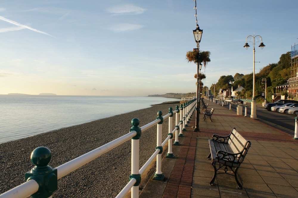 beachcliff hotel and apartments