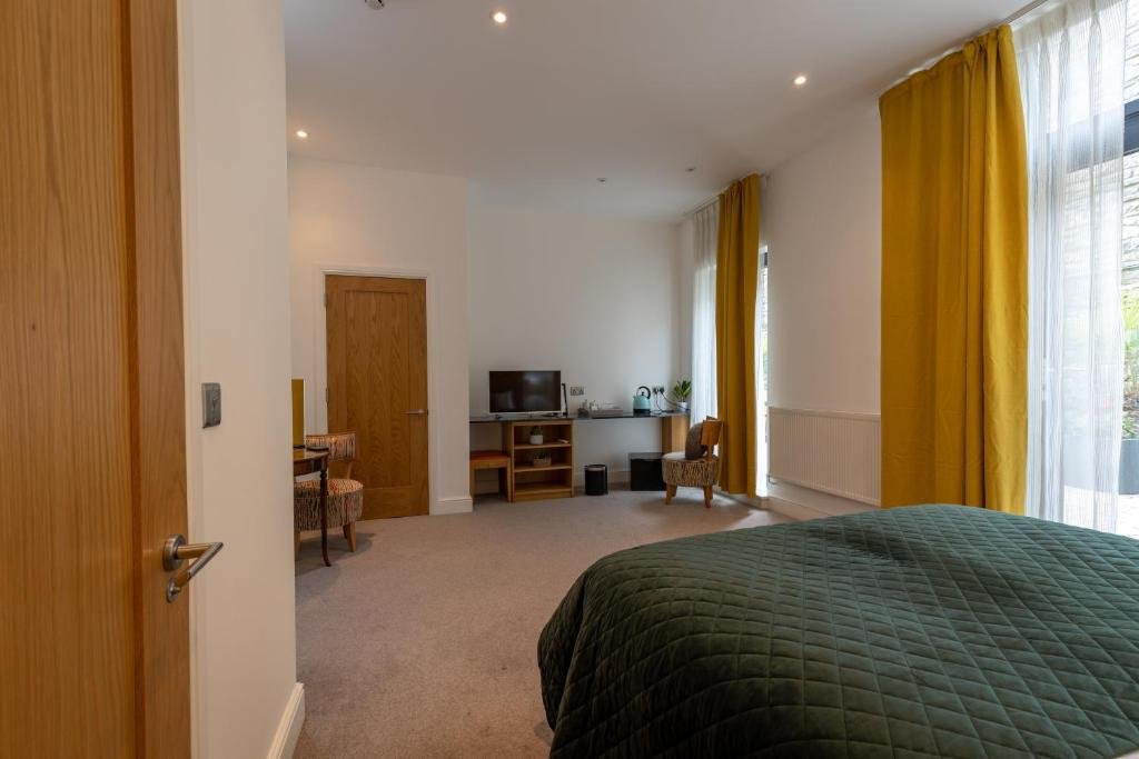 beachcliff hotel and apartments