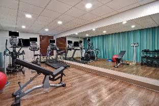 holiday inn express and suites allentown dorney park area by ihg