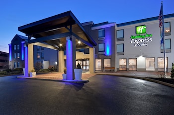 Holiday Inn Express & Suites Allentown-Dorney Park Area By Ihg,Lehigh>>Allentown,3 star