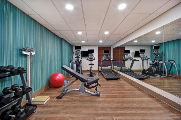 holiday inn express and suites allentown dorney park area by ihg