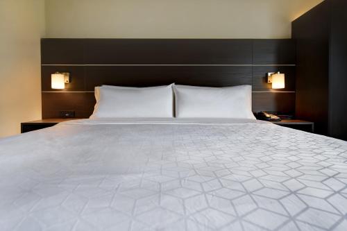 holiday inn express and suites allentown dorney park area by ihg
