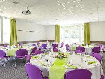 ibis chartres ouest luce