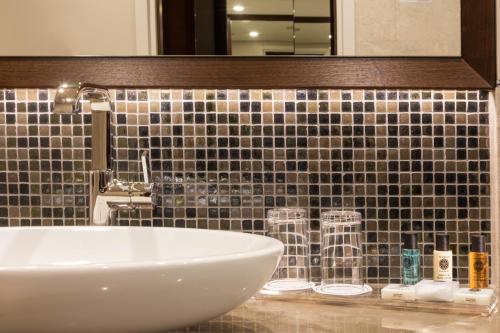 crowne plaza bucharest by ihg