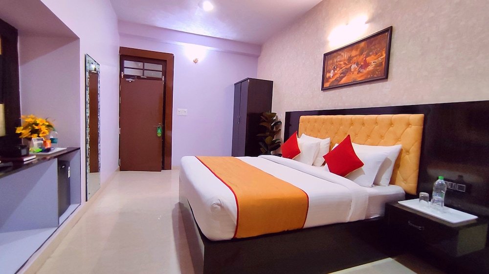 Hotel Aradhna Inn By Shrigo Hotels,Malihabad>>Lucknow,3 star