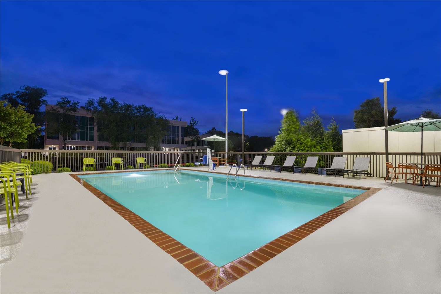 hampton inn huntsville arsenal south pkway
