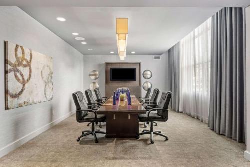 doubletree suites by hilton hotel huntsville south