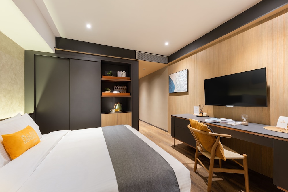 butterfly on prat boutique hotel tsim sha tsui