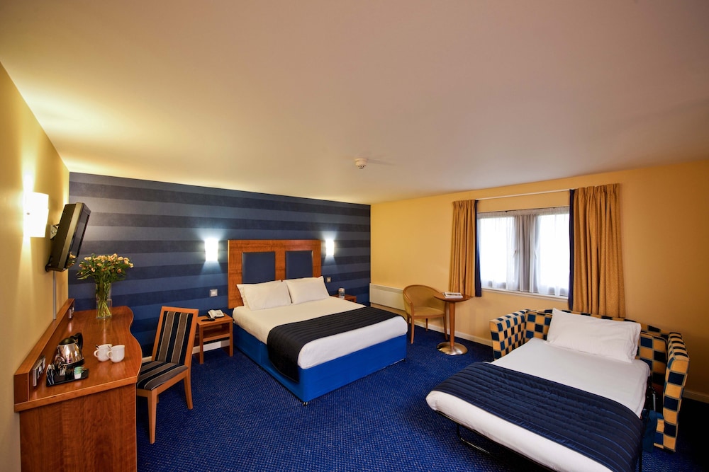 leonardo inn aberdeen airport