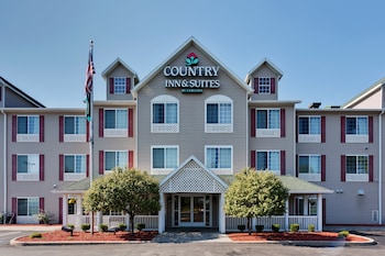 country inn and suites by radisson big flats elmira ny