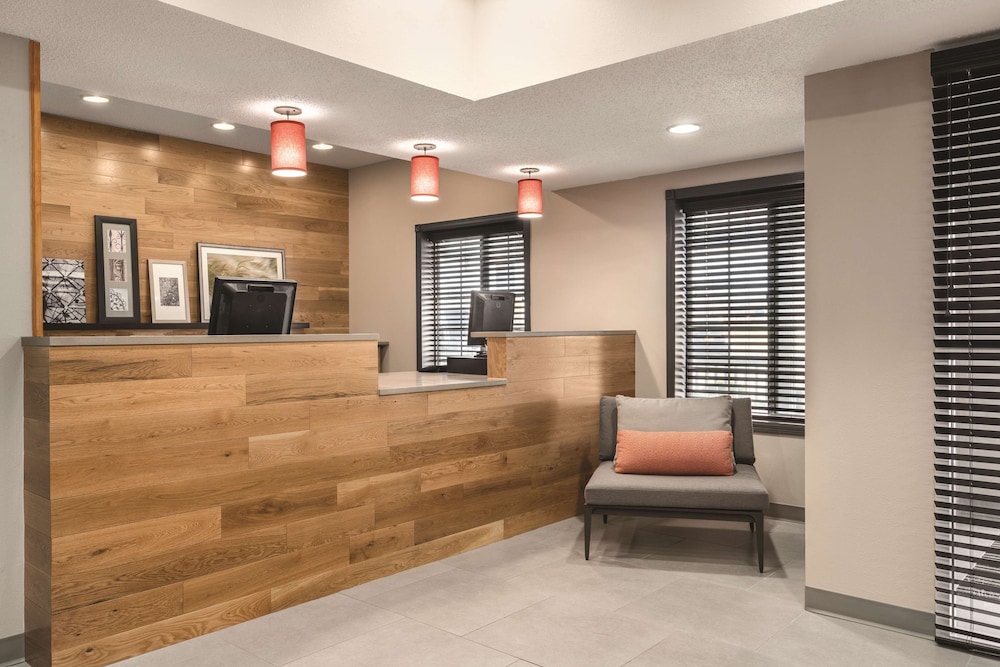 country inn and suites by radisson big flats elmira ny