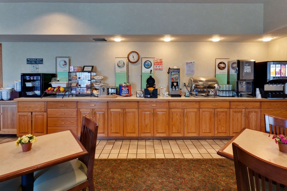 country inn and suites by radisson big flats elmira ny