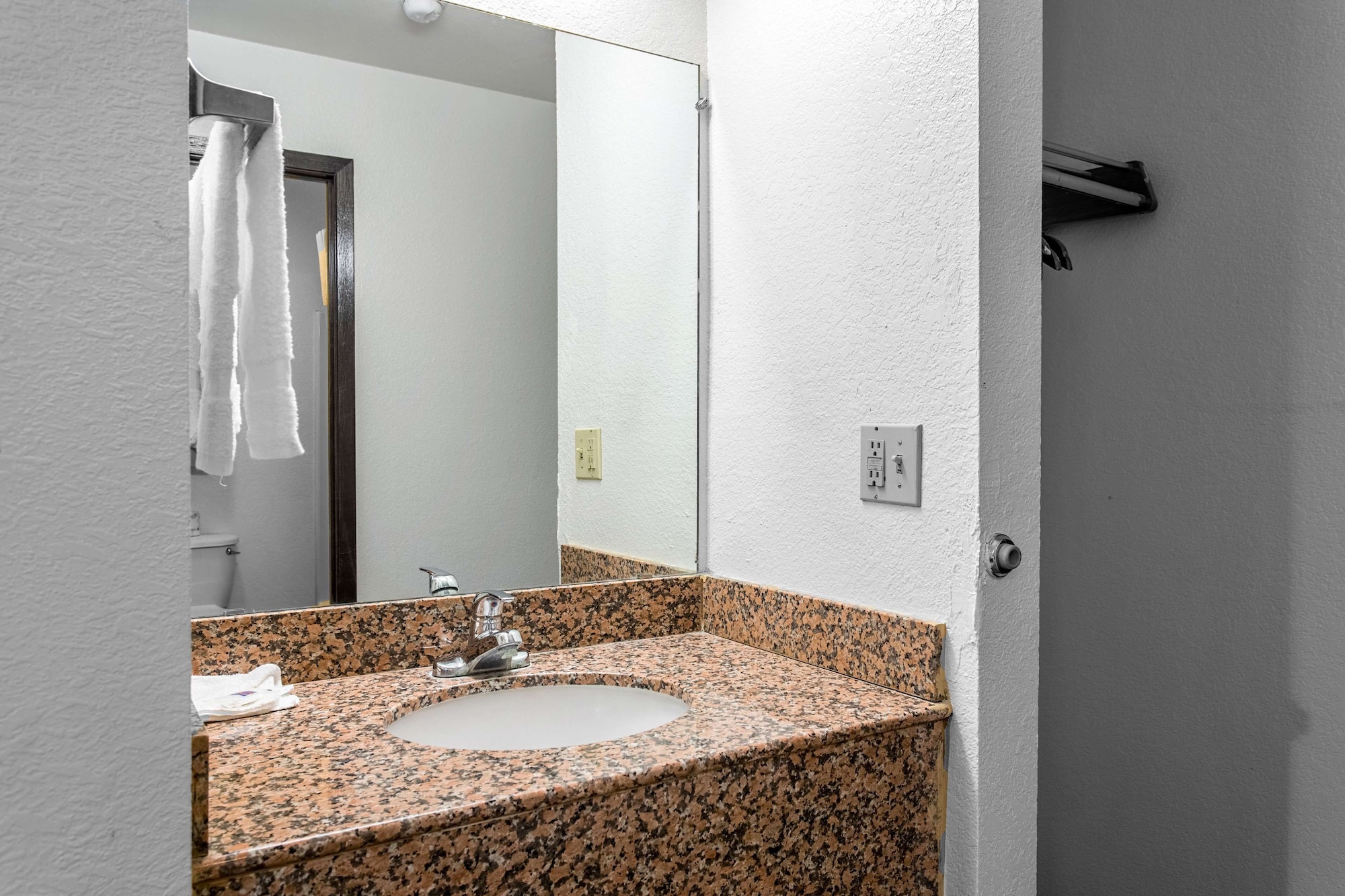 motel 6 moriarty nm
