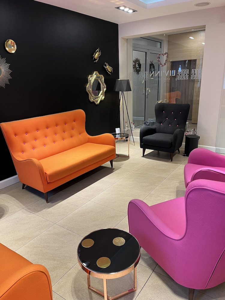 livinn aparthotel