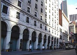 paramount times square