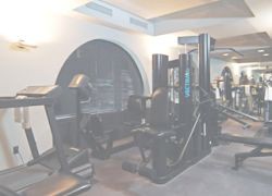 paramount times square