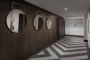 paramount times square