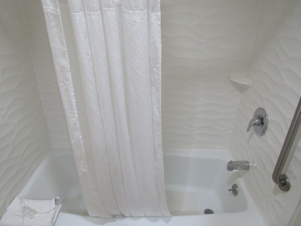 clarion inn orlando international drive icon park