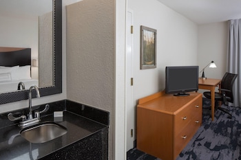 fairfield inn and suites orlando lake buena vista