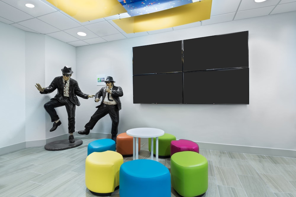 holiday inn express and suites nearest universal orlando by ihg