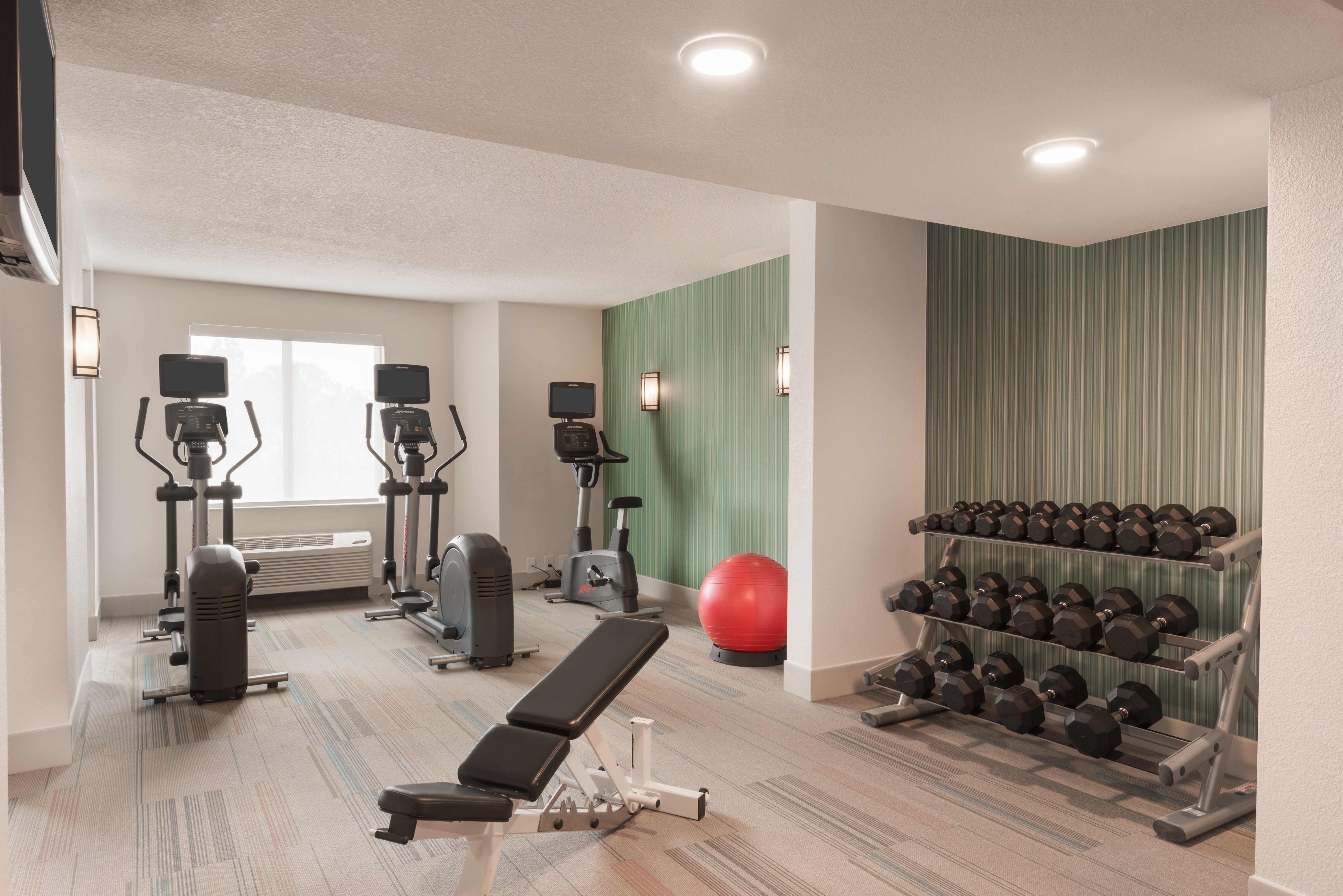 holiday inn express and suites nearest universal orlando by ihg
